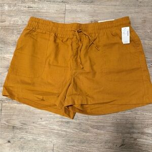 Maurices Women's Rust Cargo Shorts